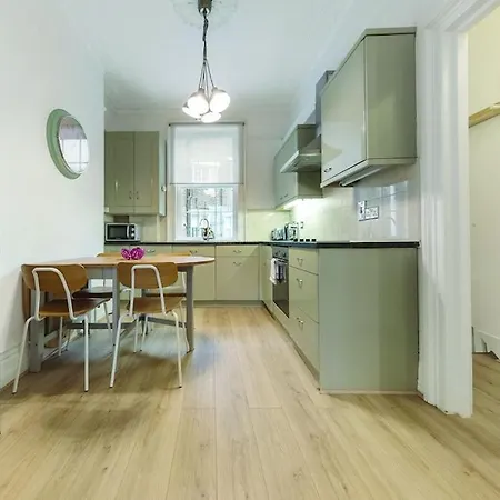 3 Bedroom Apartment In Westminster Londra Esterno foto