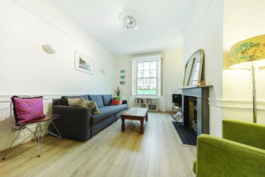 Apartment 3 Bedroom In Westminster *